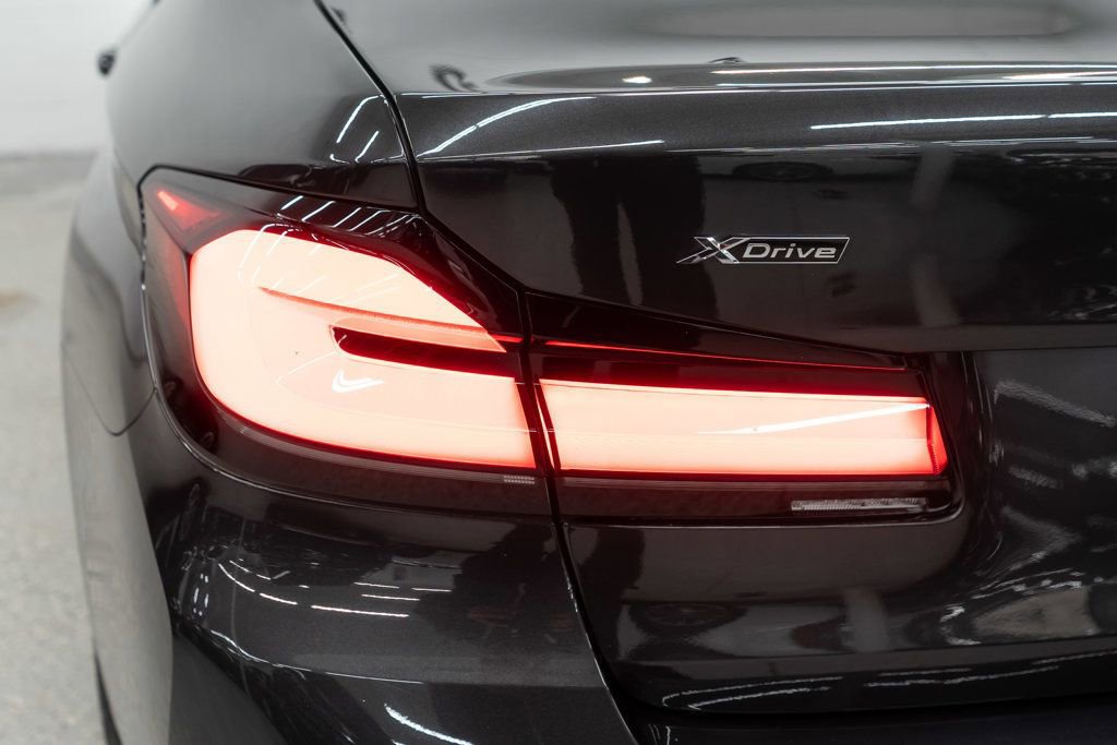 Used 2022 BMW 530i xDrive w/ Premium Package image 46