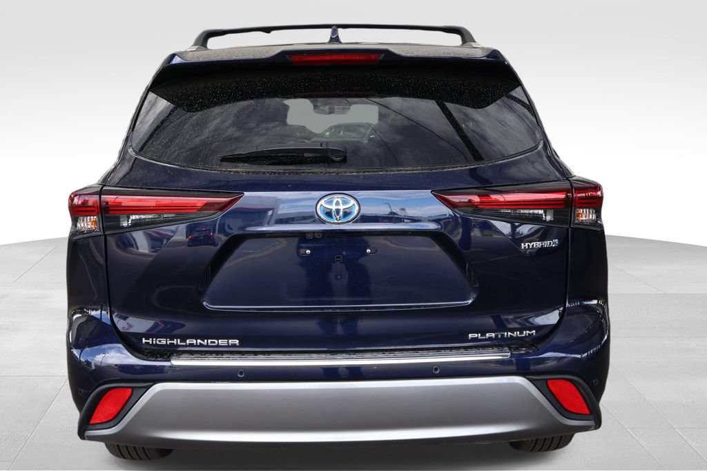 Used 2024 Toyota Highlander Platinum AWD/4WD image 15