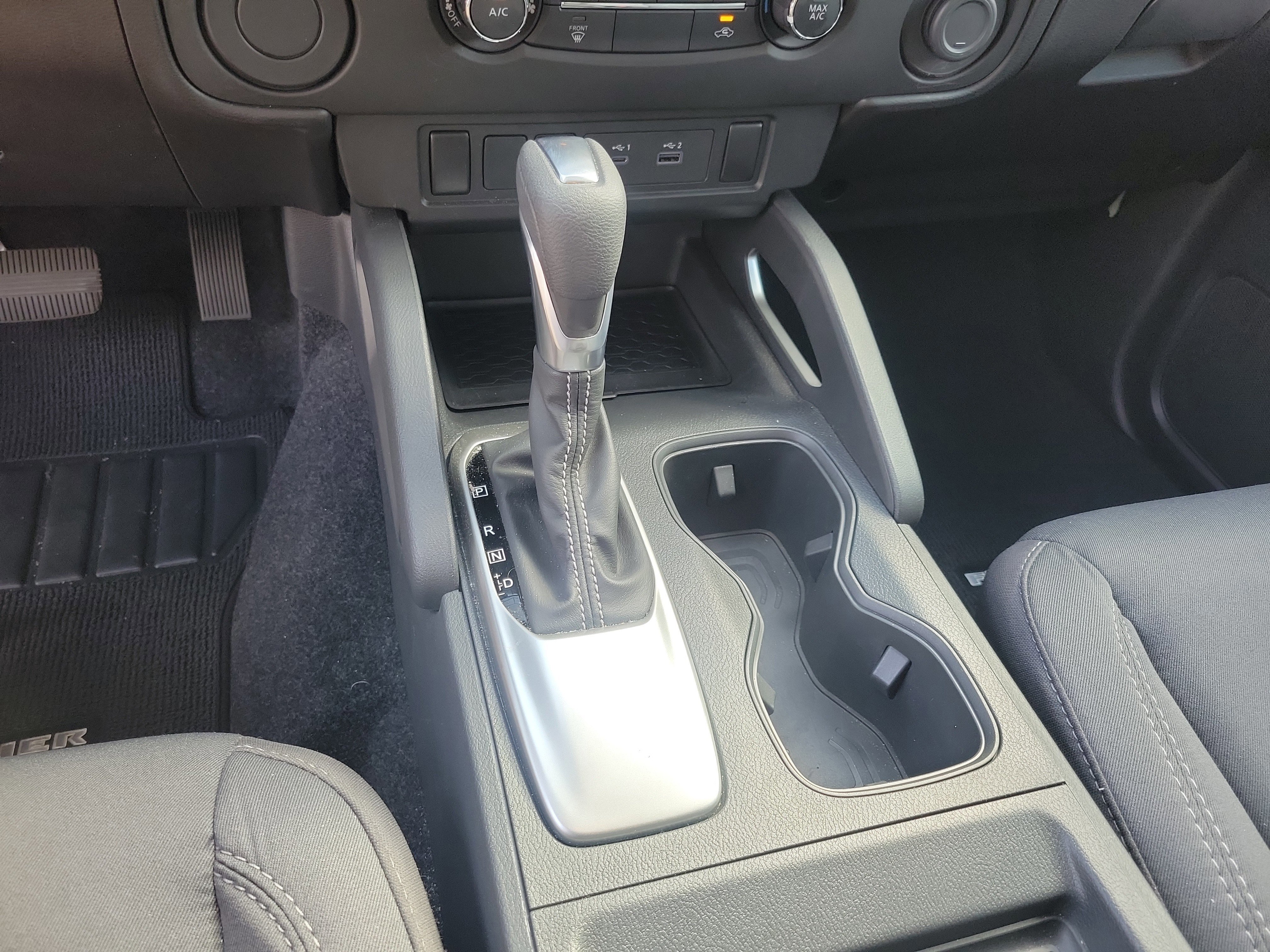 Used 2025 Nissan Frontier SV RWD image 20