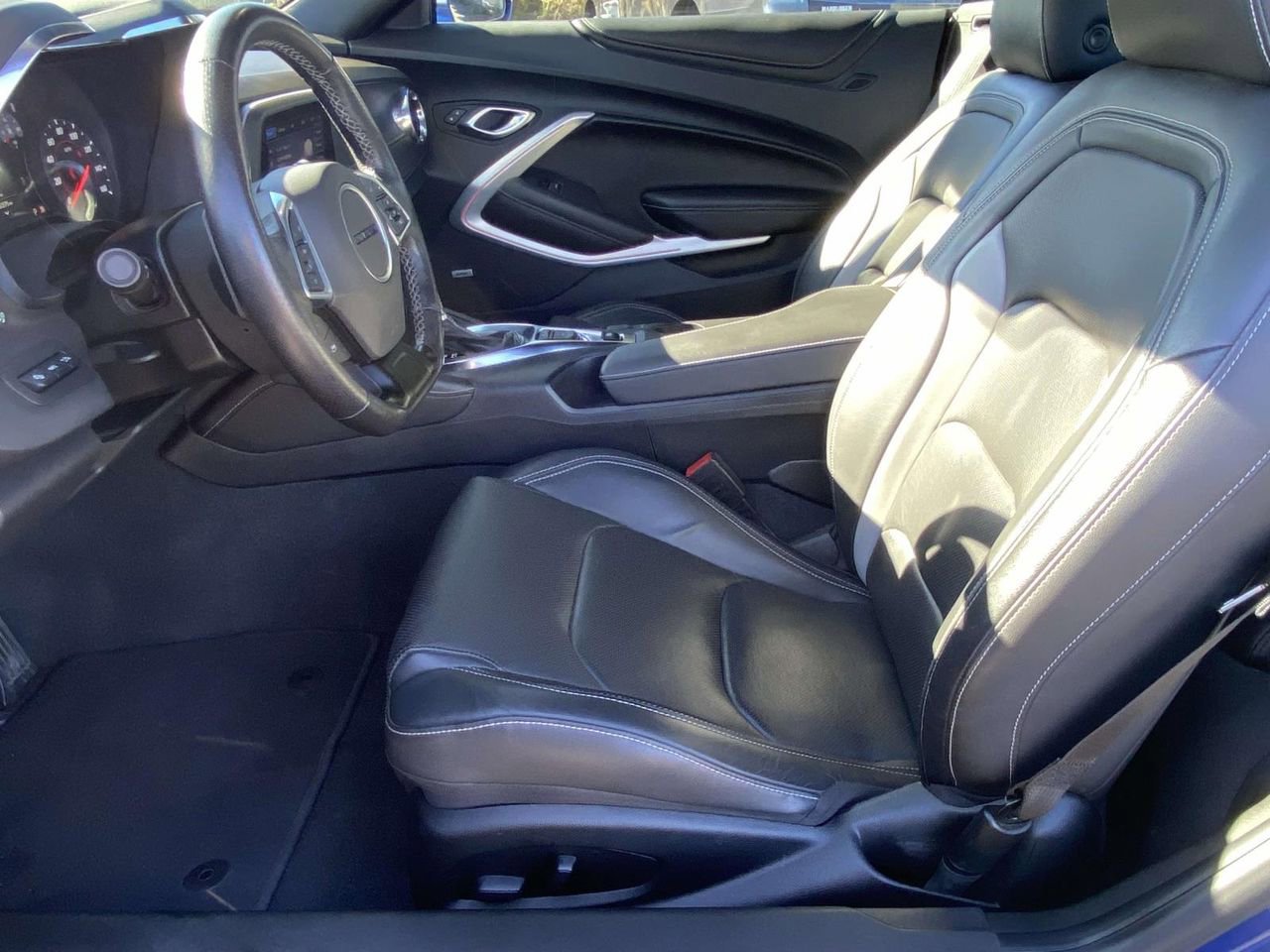 Used 2023 Chevrolet Camaro LT image 12