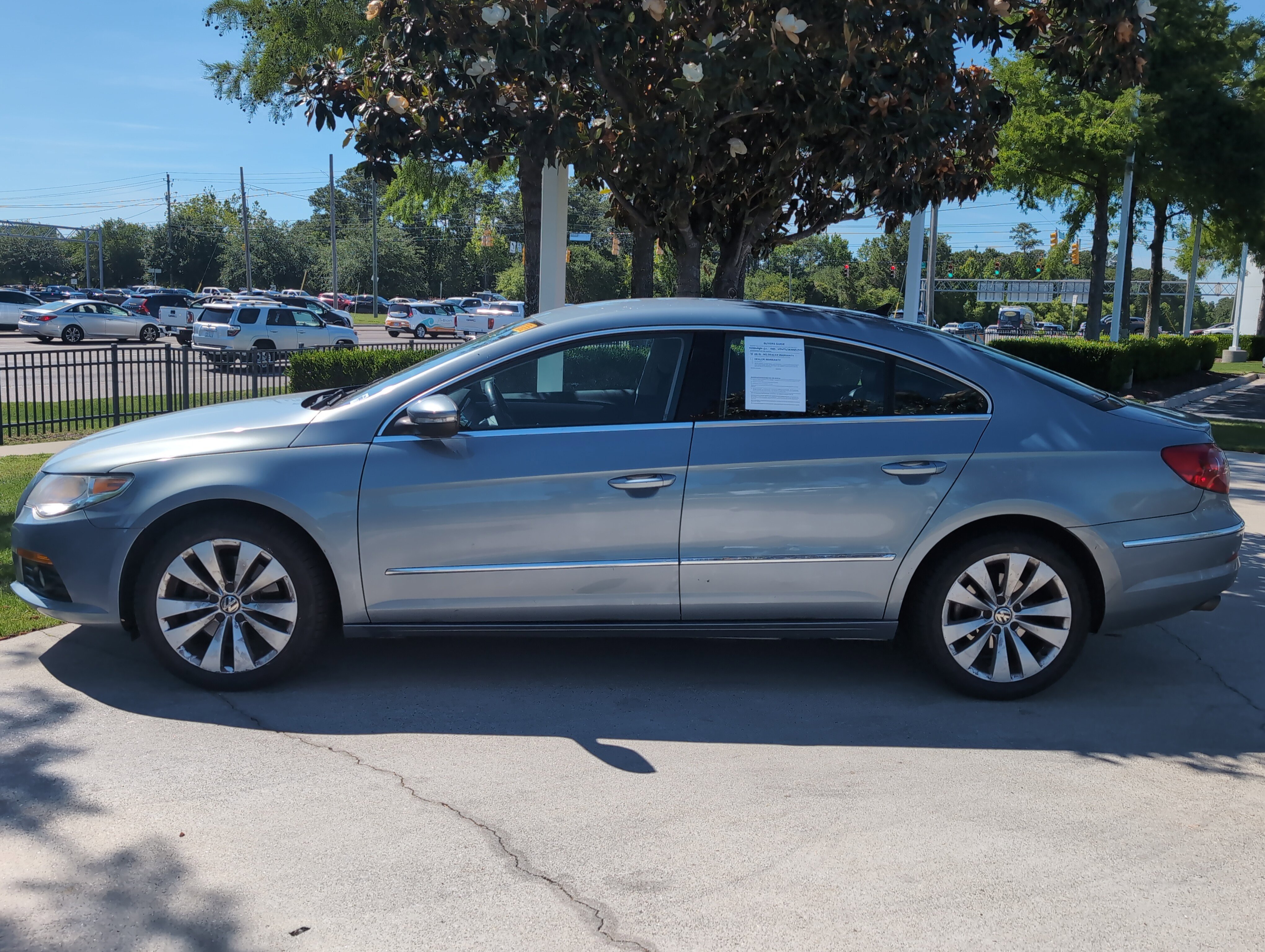 Used 2009 Volkswagen CC Sport FWD image 7