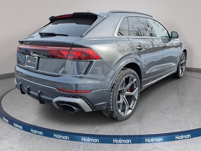 New 2026 Audi RS Q8 performance image 3