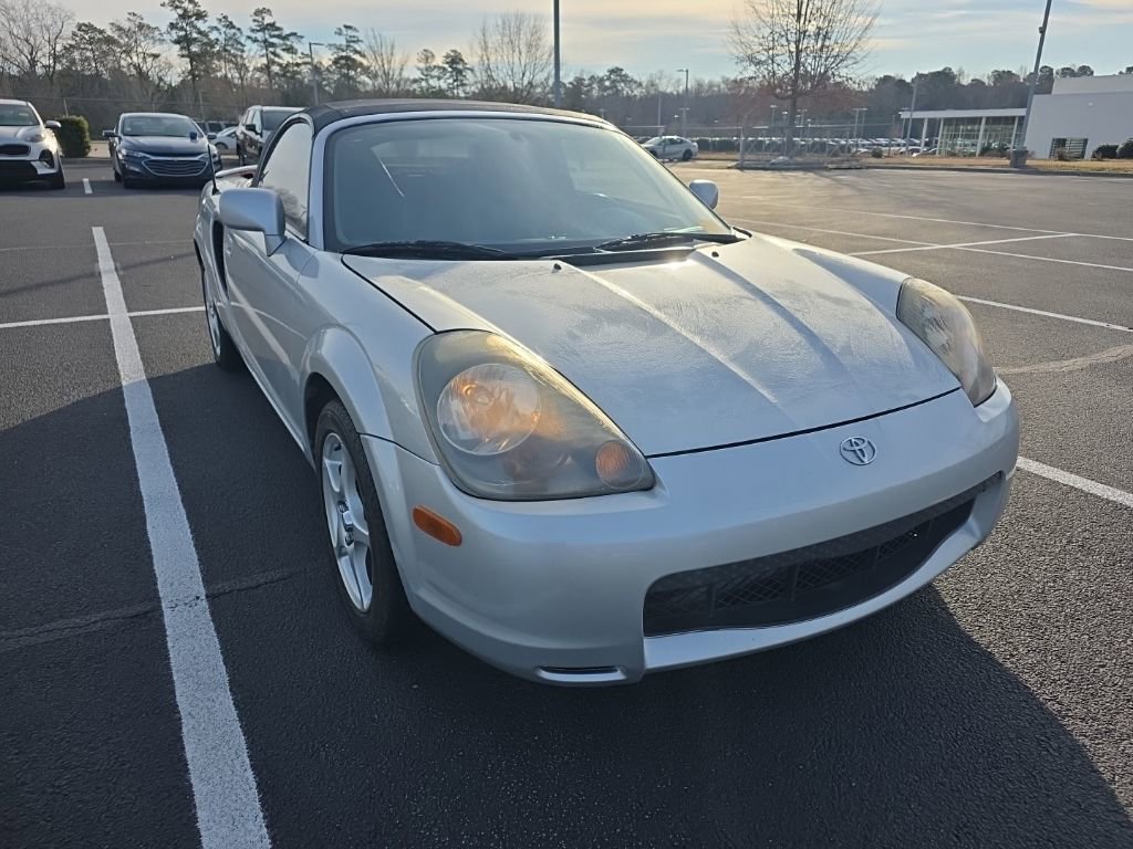 Used 2000 Toyota MR2 Base image 11