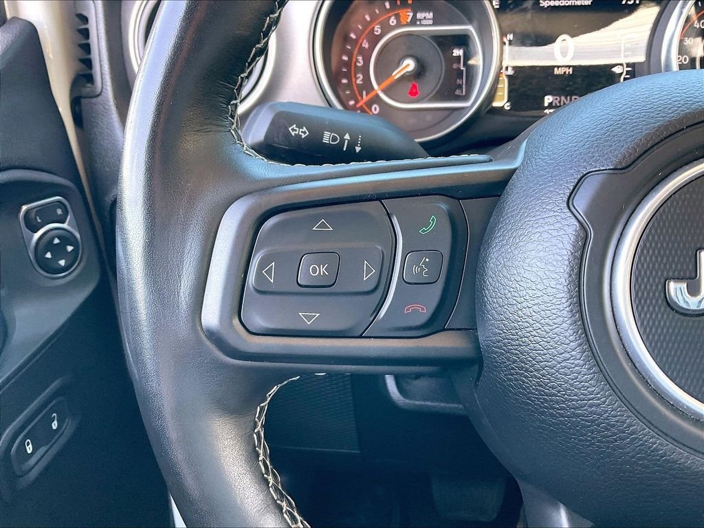 Used 2023 Jeep Gladiator Overland AWD/4WD image 21