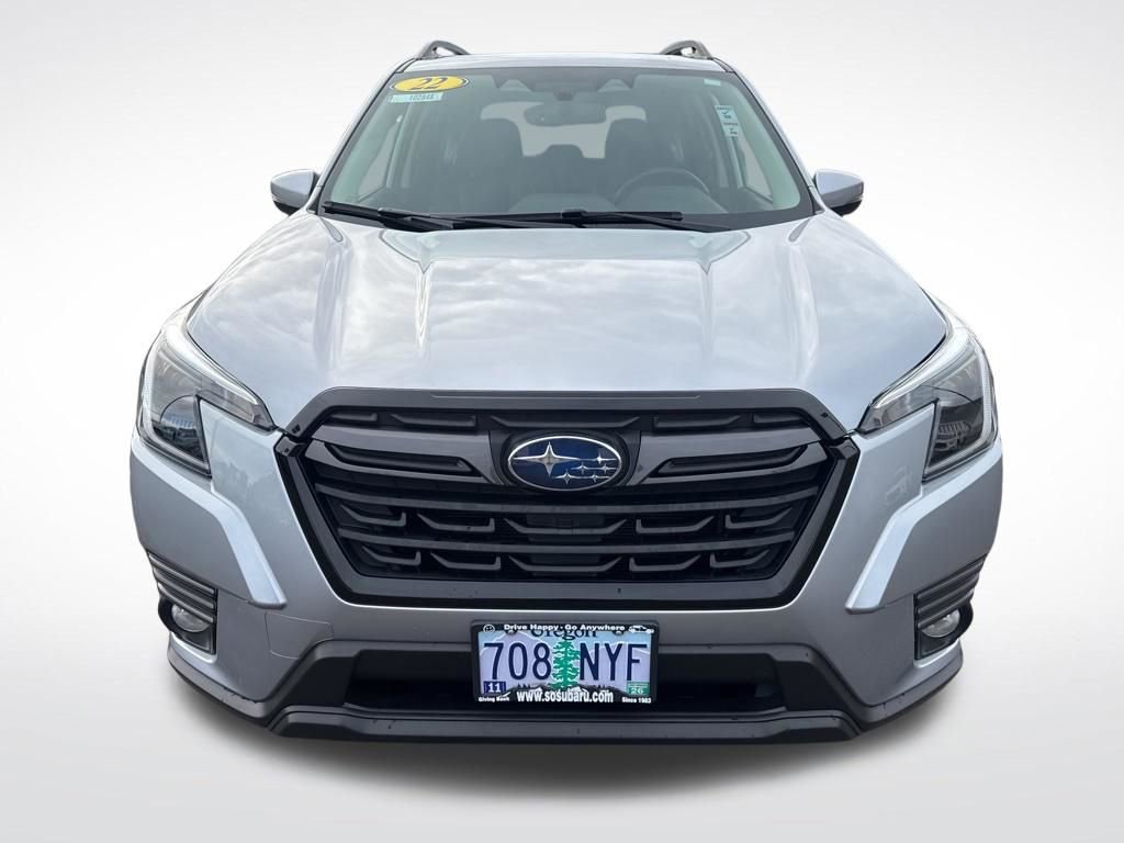 Used 2022 Subaru Forester Limited image 2