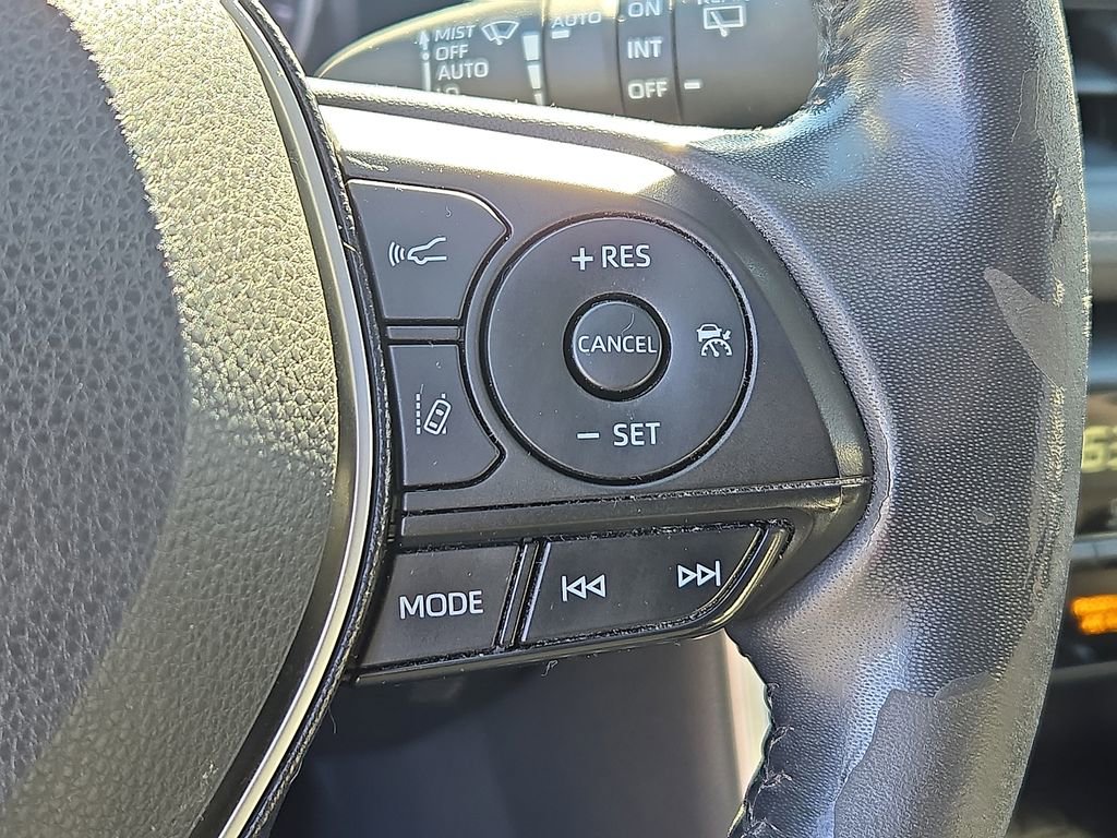 Used 2019 Toyota RAV4 XLE w/ Convenience Package AWD/4WD image 22