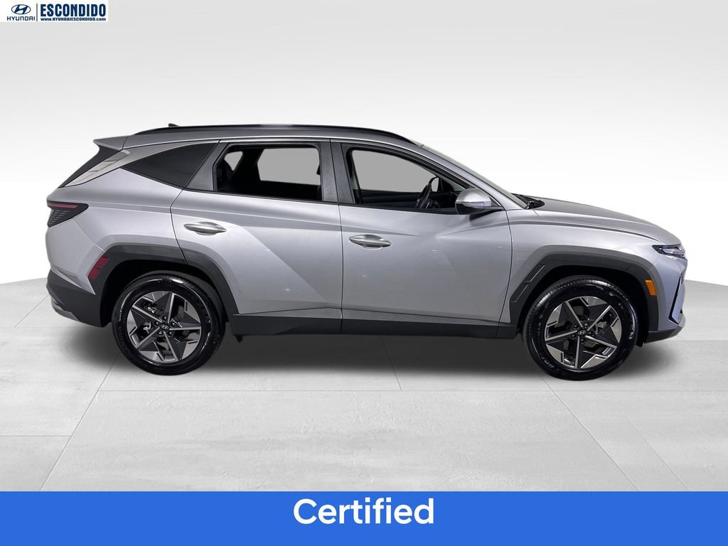 Certified 2025 Hyundai Tucson SEL AWD/4WD image 6