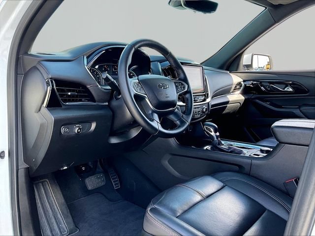 Used 2023 Chevrolet Traverse RS AWD/4WD image 8