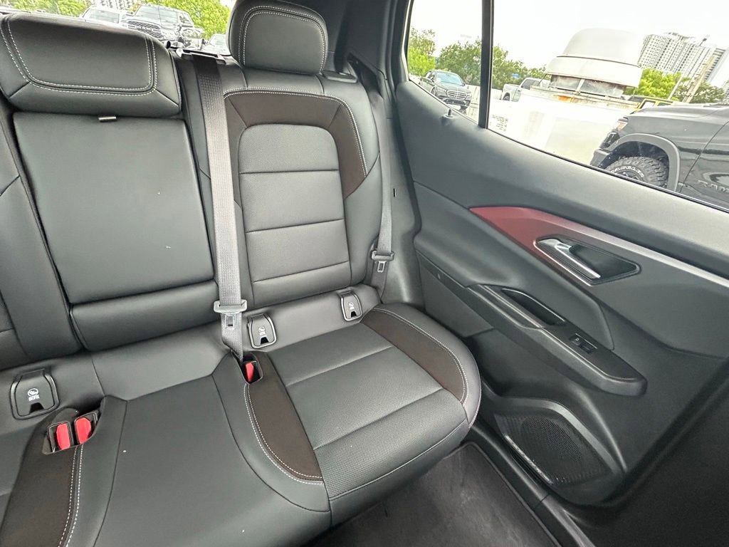 Used 2025 Chevrolet Equinox EV RS FWD image 14