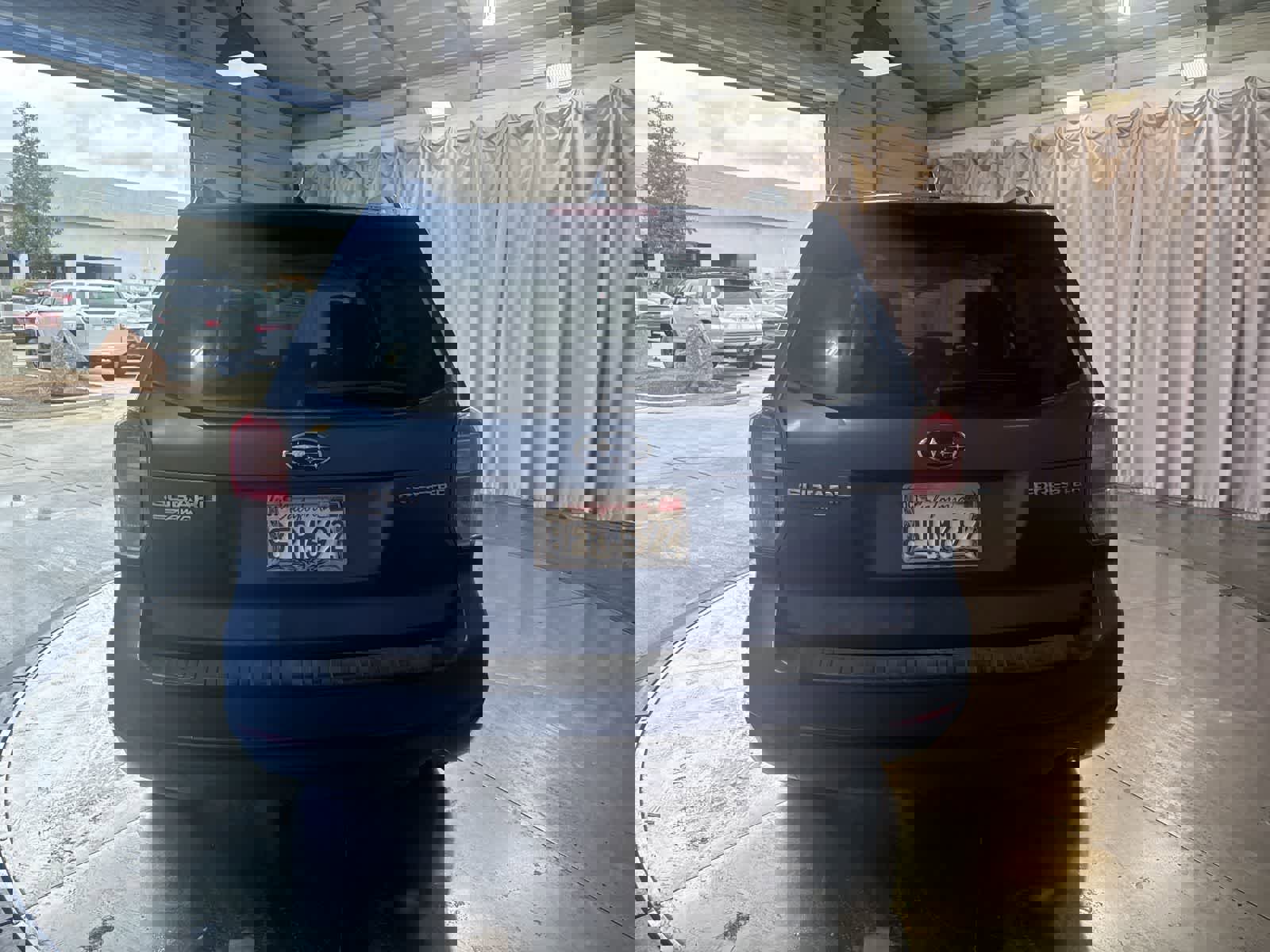 Used 2018 Subaru Forester 2.5i Premium w/ All-Weather Package image 6