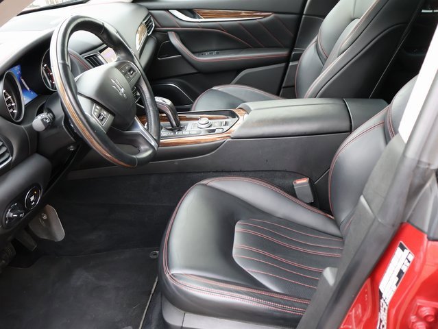 Used 2020 Maserati Levante GranLusso image 44