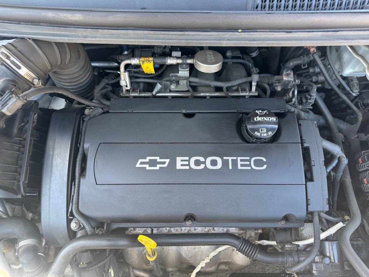 Used 2016 Chevrolet Sonic LT FWD image 8