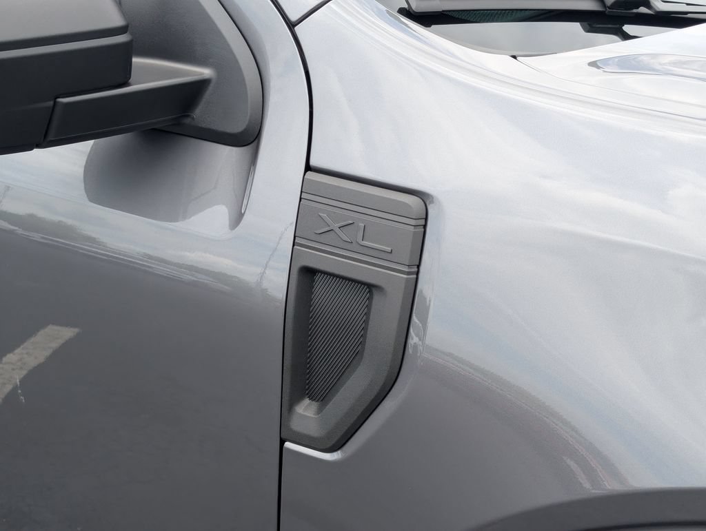 New 2026 Ford Maverick XL FWD image 15