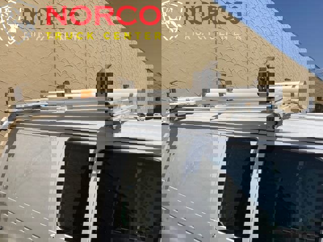 Used 2011 Ford E-250 and Econoline 250 image 5