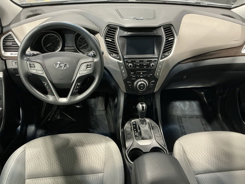 Used 2019 Hyundai Santa Fe XL SE image 20