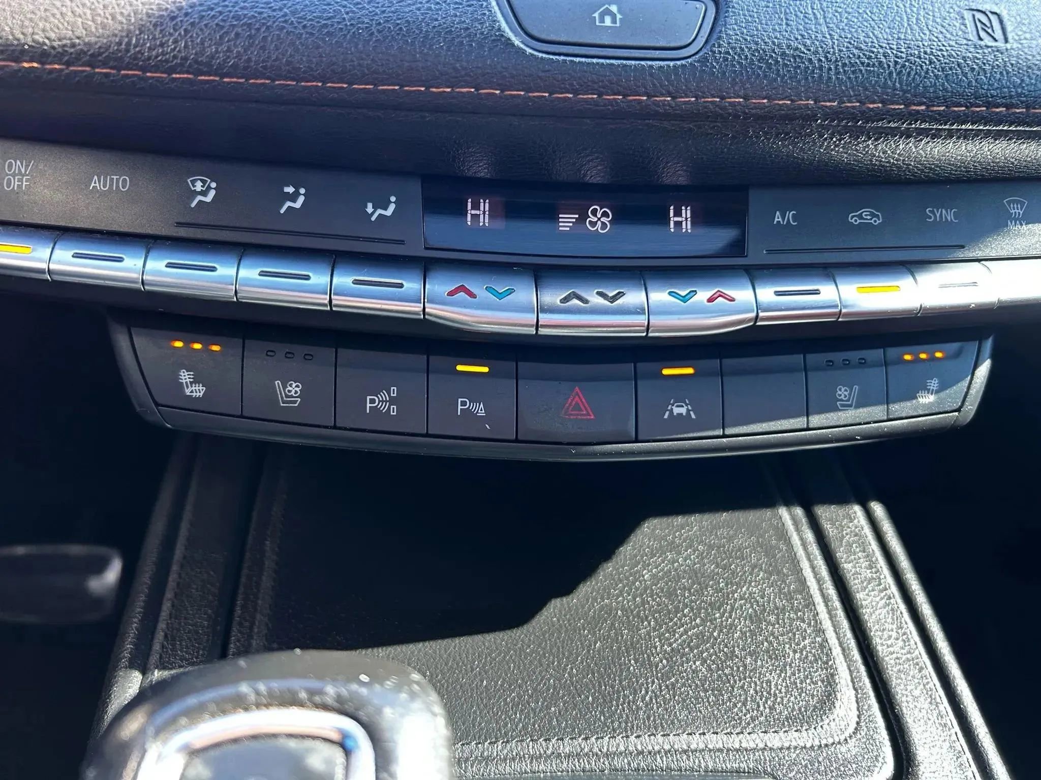 Used 2019 Cadillac XT4 Sport AWD/4WD image 24
