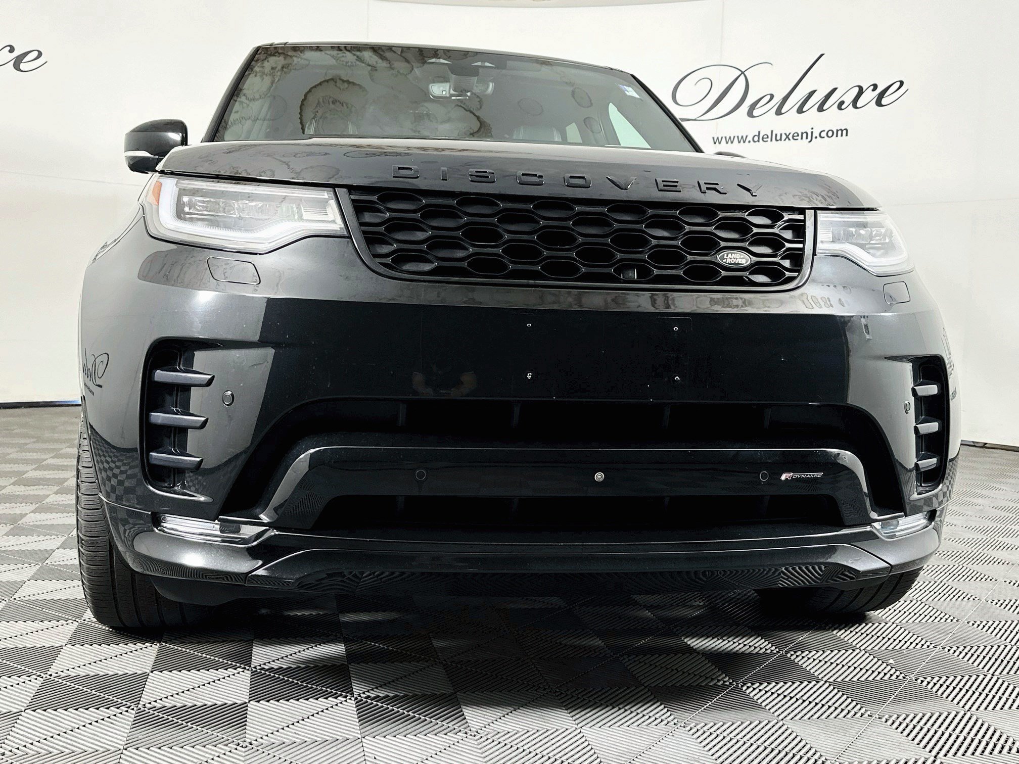 Used 2023 Land Rover Discovery S R-Dynamic AWD/4WD image 32