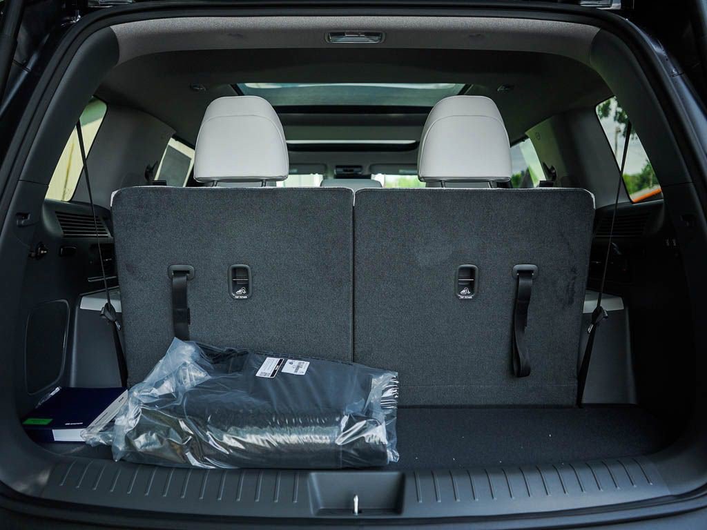 New 2026 Hyundai Santa Fe Limited AWD/4WD image 8