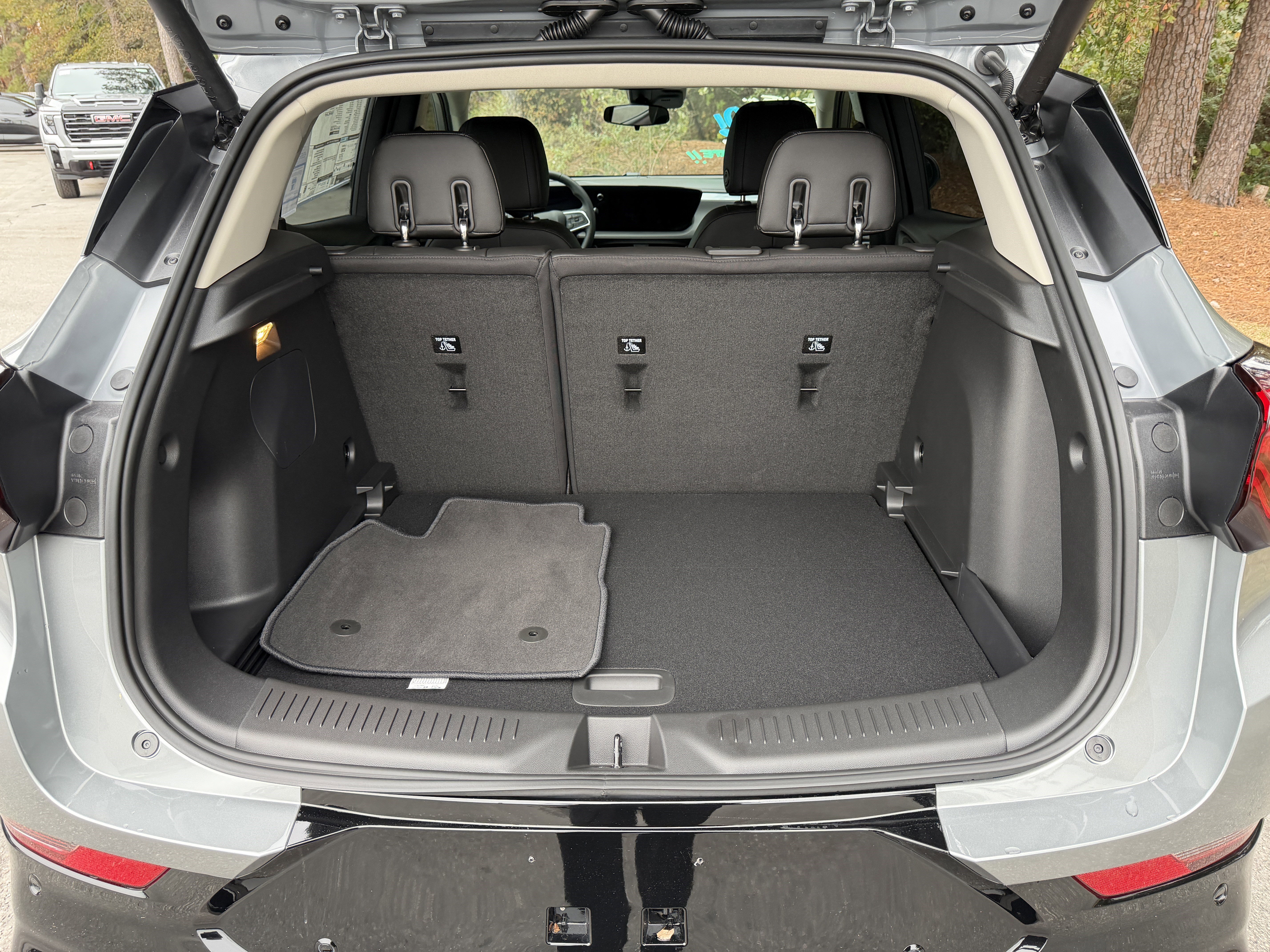New 2026 Buick Encore GX Sport Touring w/ Advanced Technology Package FWD image 4