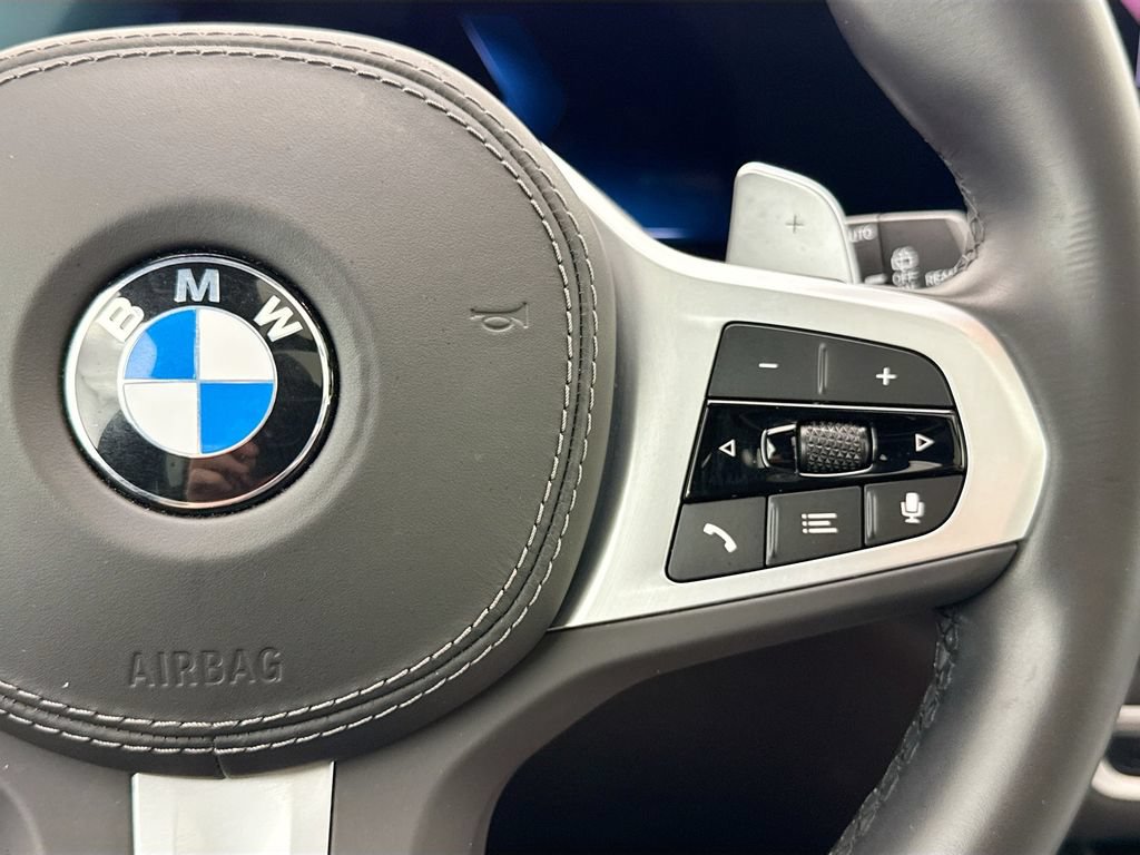 Used 2026 BMW X5 sDrive40i w/ M Sport Package RWD image 12