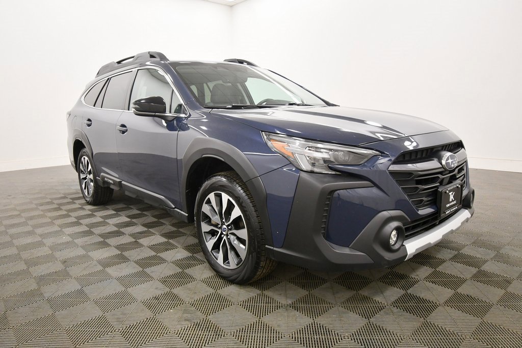 Used 2023 Subaru Outback Limited image 10