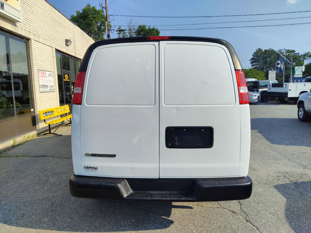 Used 2021 Chevrolet Express 2500 w/ Driver Convenience Package RWD image 7
