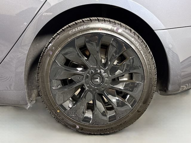 Used 2018 Tesla Model 3 Long Range AWD/4WD image 30
