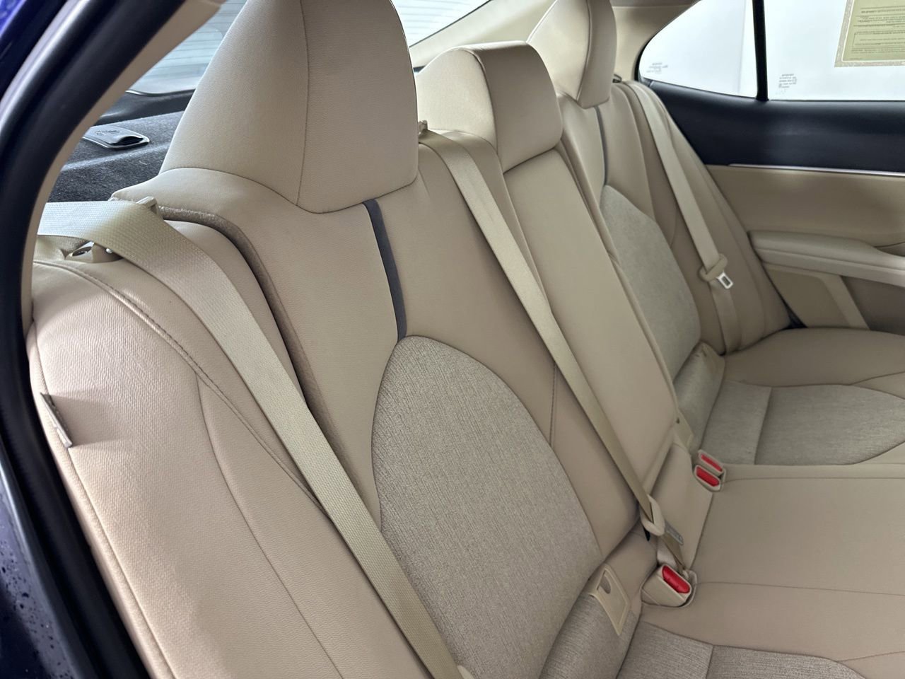 Used 2022 Toyota Camry LE image 25