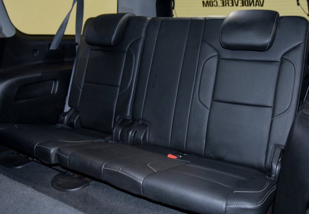 Used 2019 Chevrolet Suburban LT image 7