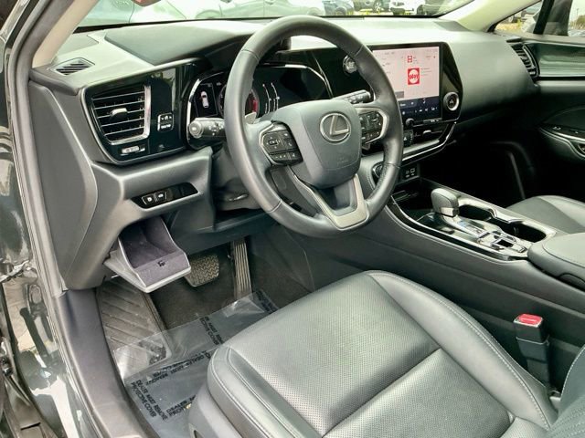 Used 2023 Lexus NX 250 FWD w/ Towing Package (2000 Lbs) image 17