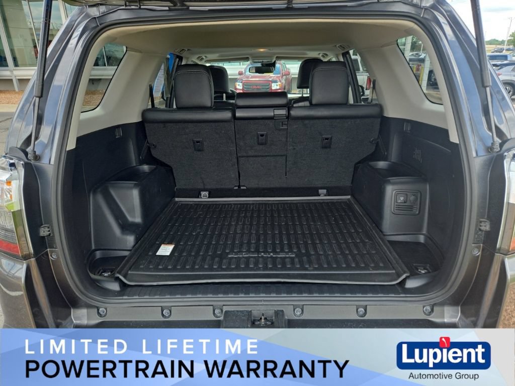 Used 2020 Toyota 4Runner Limited AWD/4WD image 13