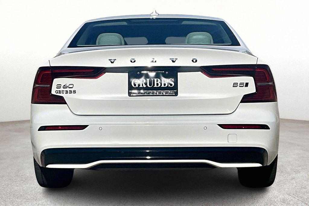 Used 2024 Volvo S60 B5 Plus image 7