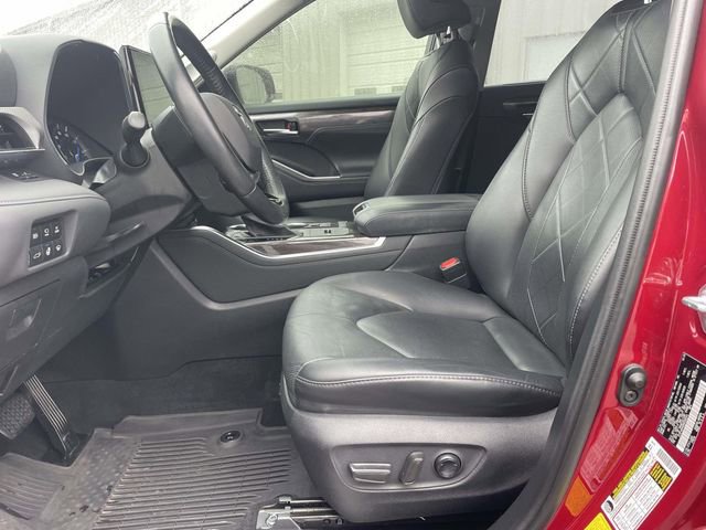 Used 2021 Toyota Highlander Platinum FWD image 20