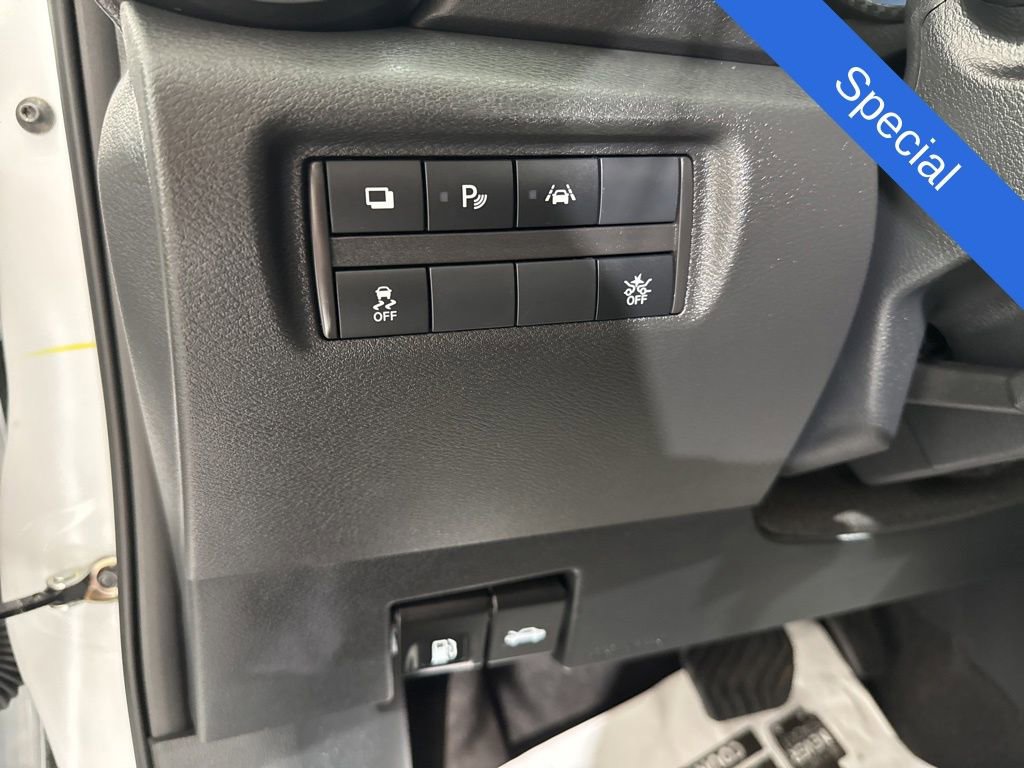 Used 2025 Nissan Versa S w/ Trunk Package image 20