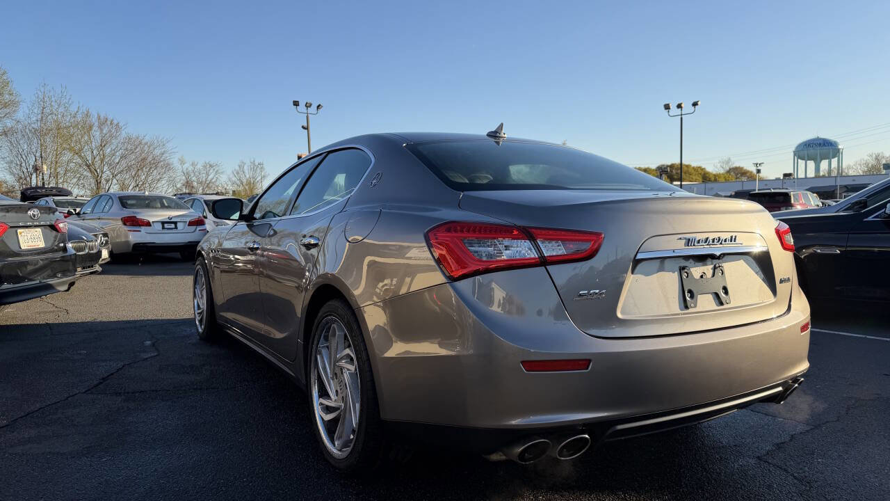 Used 2017 Maserati Ghibli S Q4 AWD/4WD image 18