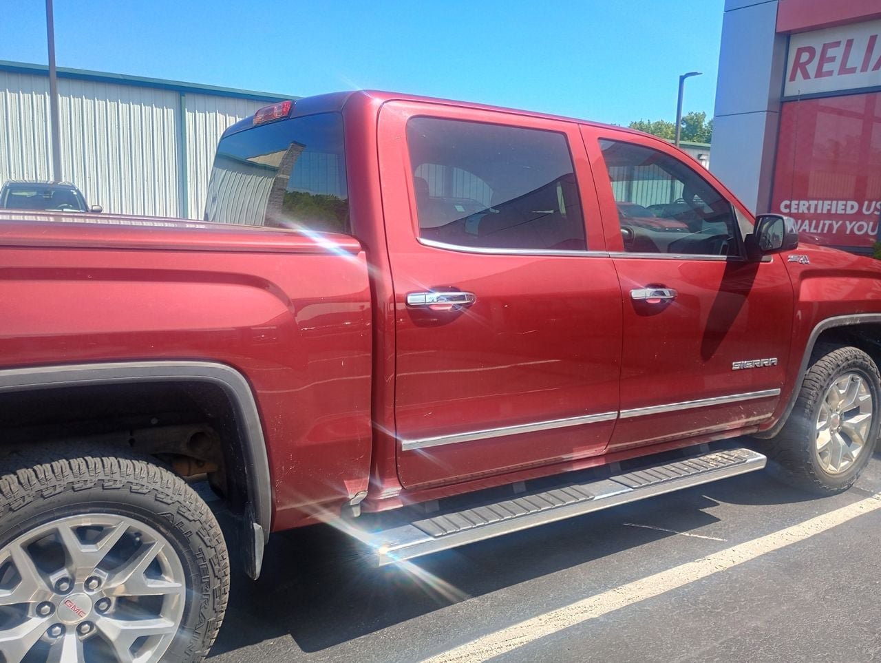 Used 2016 GMC Sierra 1500 SLT w/ SLT Premium Package AWD/4WD image 10