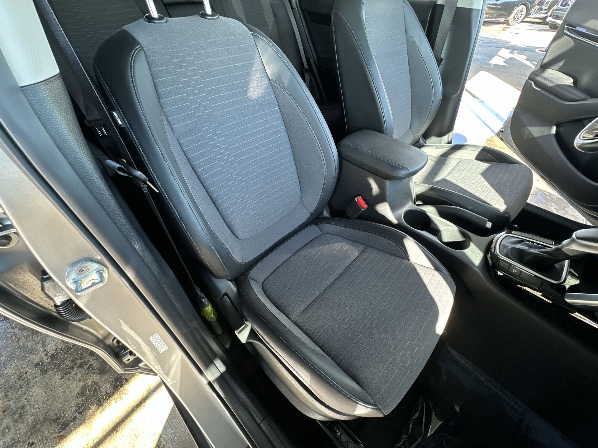 Used 2023 Kia Seltos S w/ Navigation Package image 28