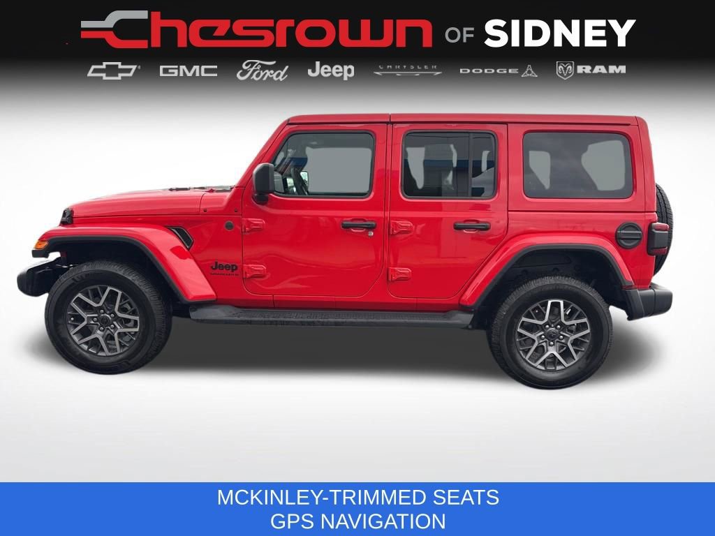 Used 2025 Jeep Wrangler Sahara image 2