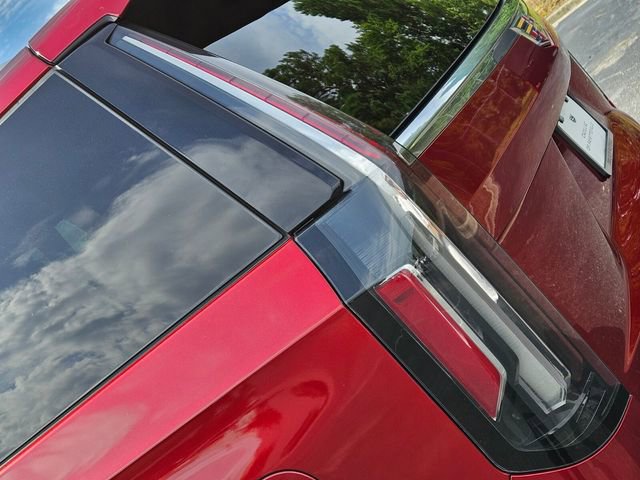 Used 2023 Cadillac Escalade Premium Luxury Platinum w/ Heavy-Duty Trailer Package image 7