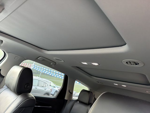 Used 2020 Buick Enclave Avenir w/ Avenir Technology Package AWD/4WD image 16