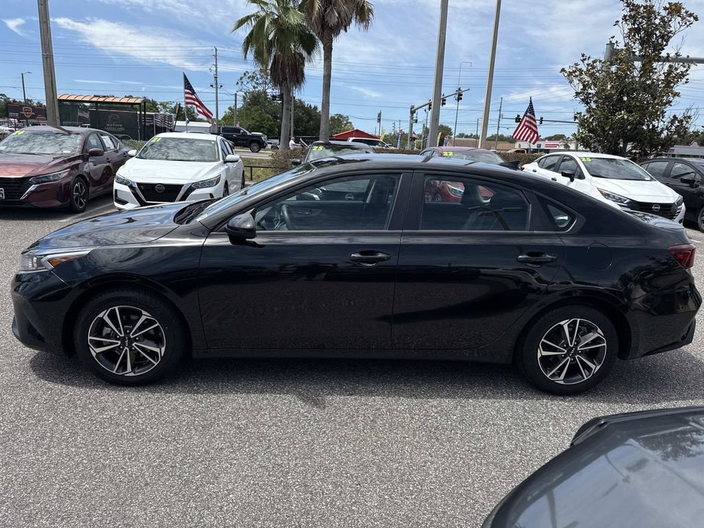 Used 2024 Kia Forte LXS FWD image 7