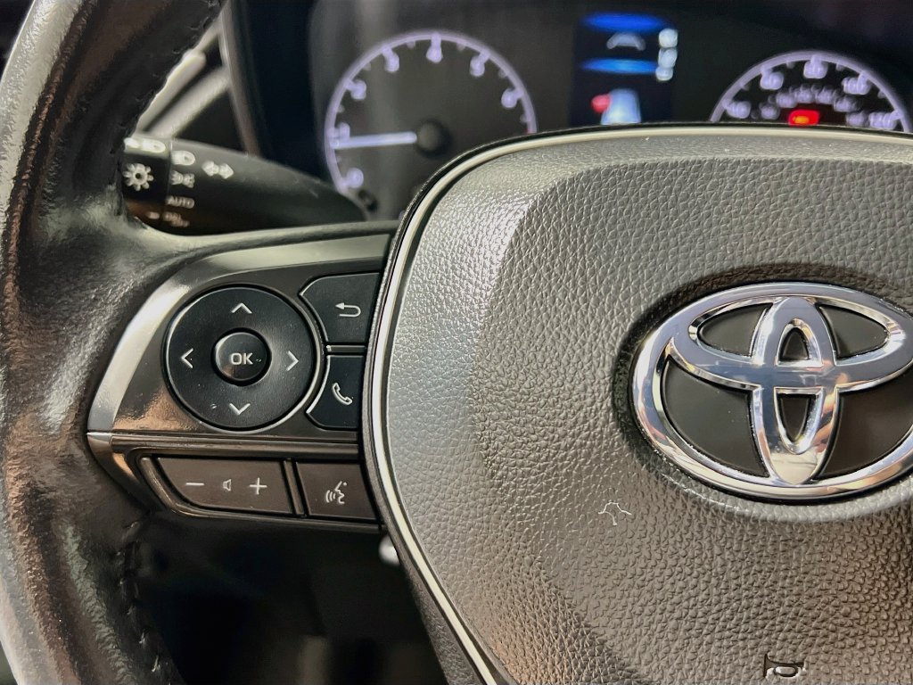 Used 2024 Toyota Corolla Cross LE FWD image 16