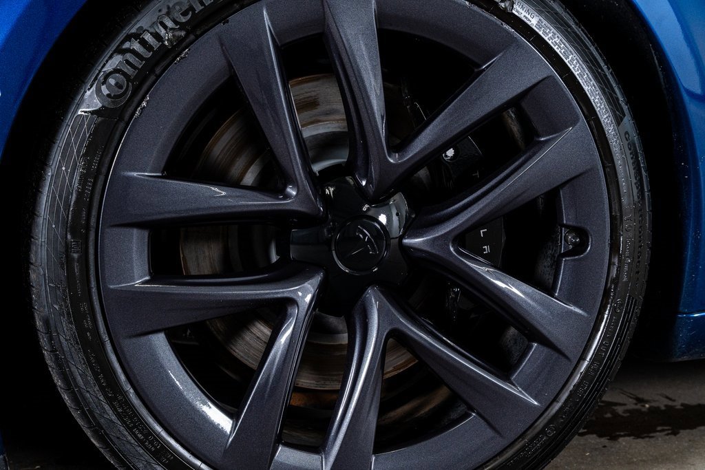 Used 2021 Tesla Model S Plaid image 10