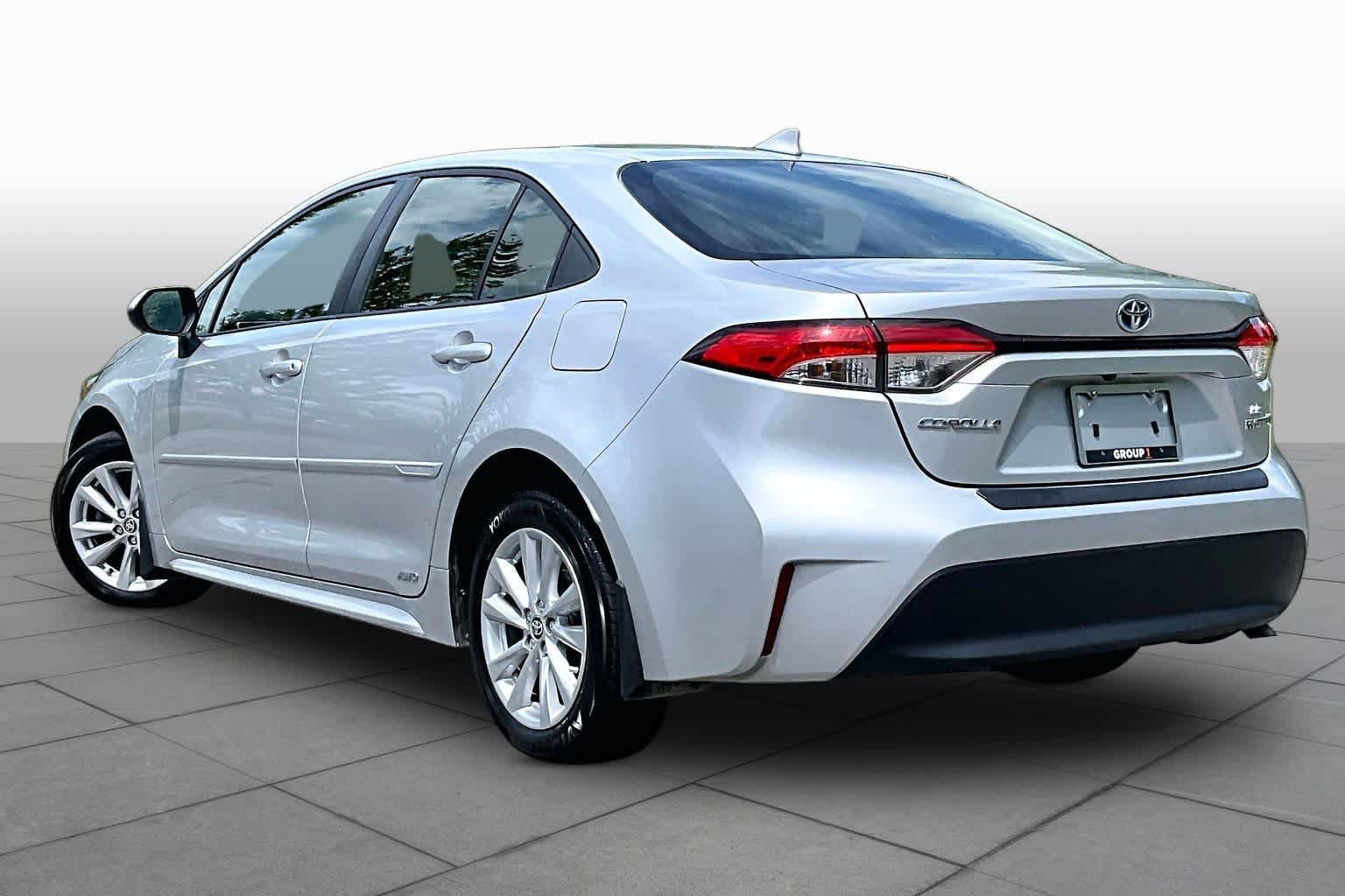 Used 2023 Toyota Corolla LE w/ LE Convenience Package AWD/4WD image 12