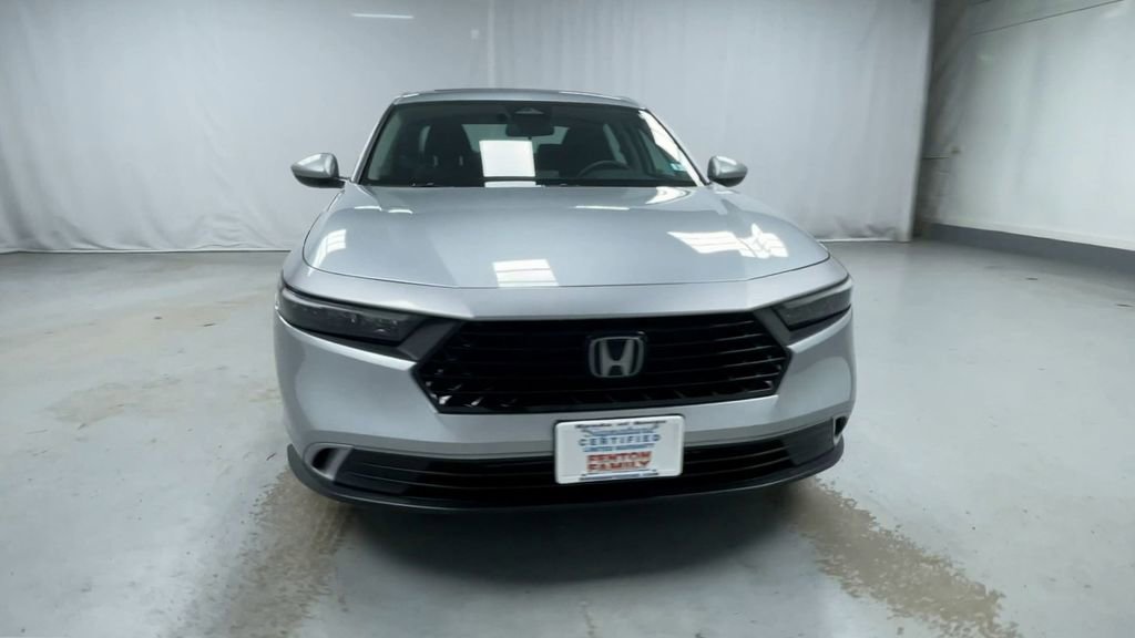 Certified 2024 Honda Accord EX image 3