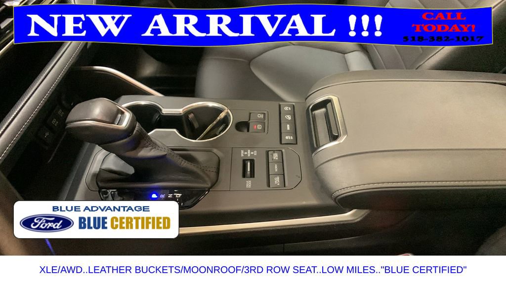 Used 2020 Toyota Highlander XLE image 42