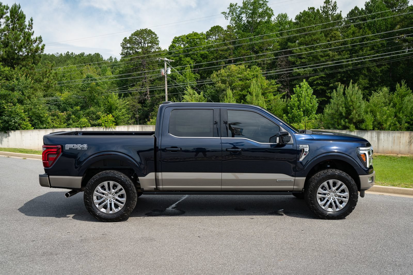 Used 2025 Ford F150 King Ranch w/ FX4 Off-Road Package AWD/4WD image 24