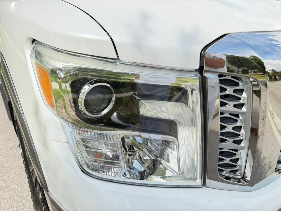 Used 2017 Nissan Titan Platinum Reserve RWD image 14