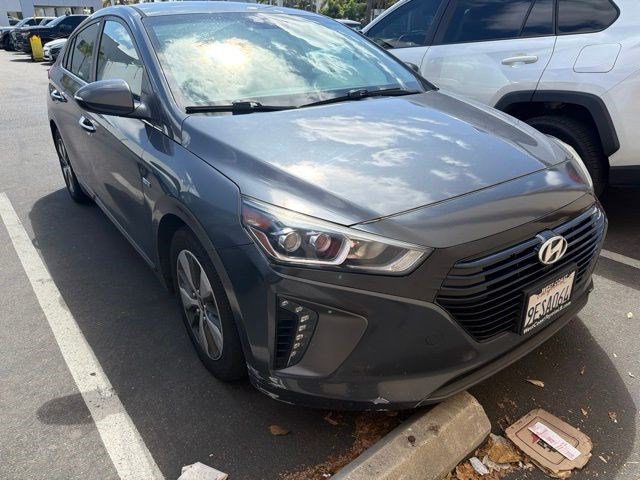 Used 2018 Hyundai Ioniq Limited FWD image 3