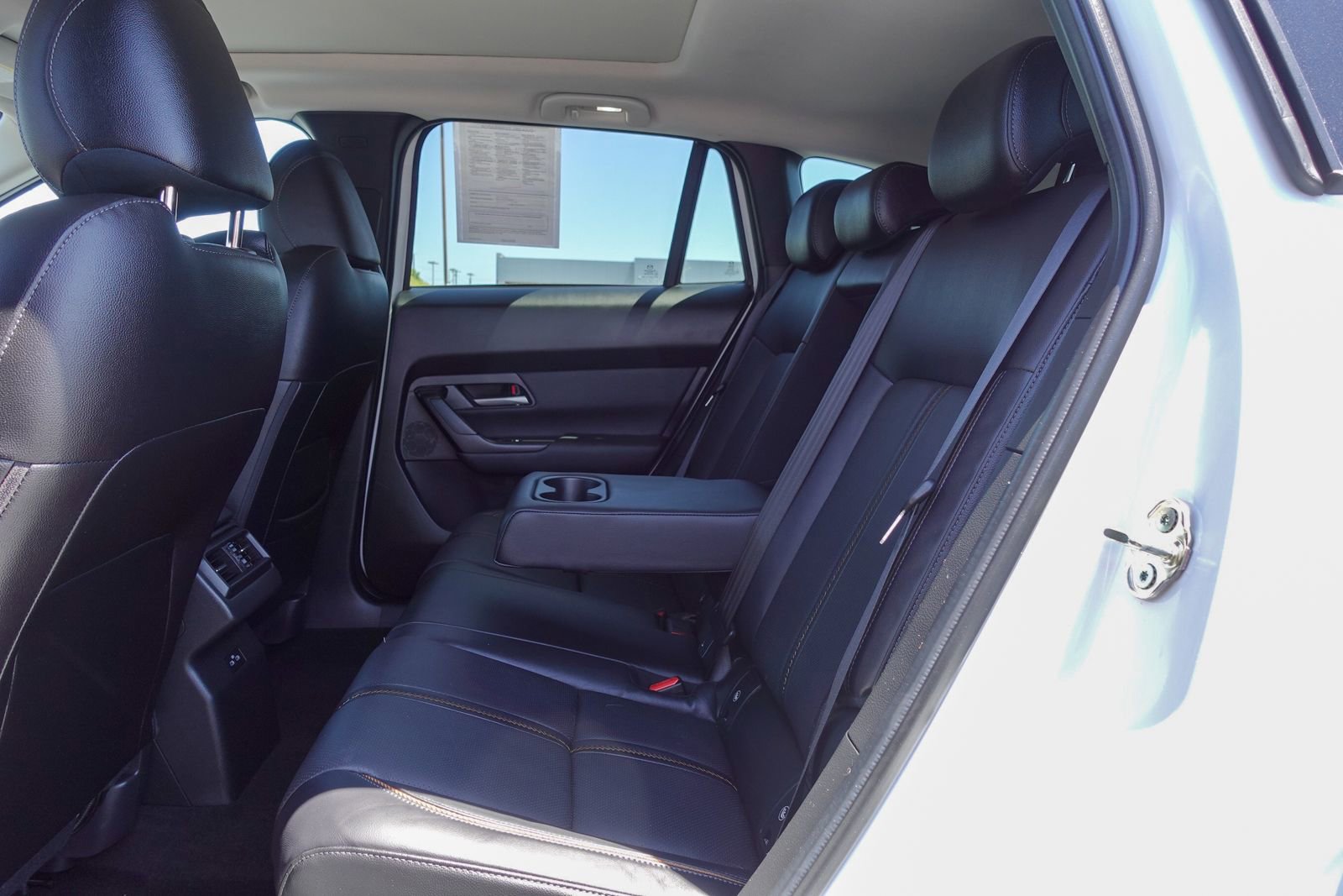 Certified 2025 MAZDA CX-50 AWD 2.5 Hybrid w/ Premium Pkg image 14
